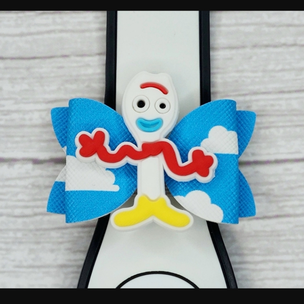 Forky Magic Band Bow